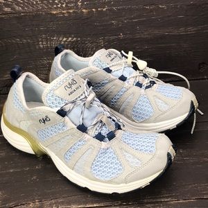 aquafit shoes canada